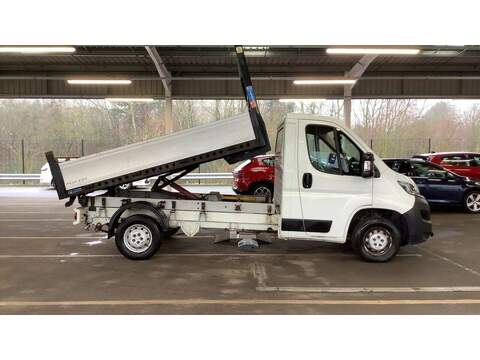 Peugeot Boxer BLUEHDI TIPPER 335 L2 - U676