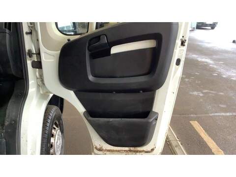 Peugeot Boxer BLUEHDI TIPPER 335 L2 - U676