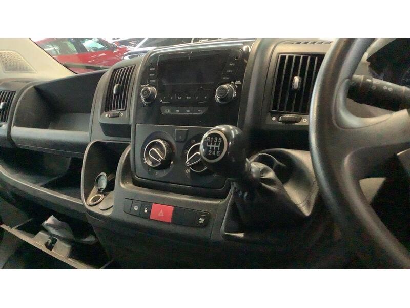 Peugeot Boxer BLUEHDI TIPPER 335 L2 - U676