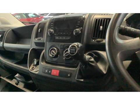 Peugeot Boxer BLUEHDI TIPPER 335 L2 - U676