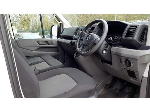 Volkswagen Crafter 2.0 TDI CR35 BlueMotion Tech Startline FWD MWB High Roof Euro 6 (s/s) 5dr - U679