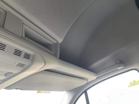 Volkswagen Crafter 2.0 TDI CR35 BlueMotion Tech Startline FWD MWB High Roof Euro 6 (s/s) 5dr - U679