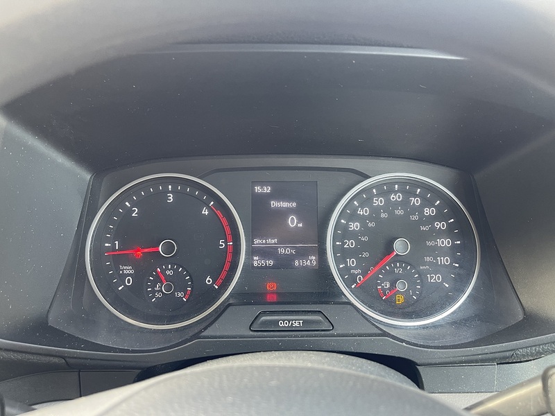 Volkswagen Crafter 2.0 TDI CR35 BlueMotion Tech Startline FWD MWB High Roof Euro 6 (s/s) 5dr - U679