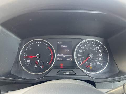 Volkswagen Crafter 2.0 TDI CR35 BlueMotion Tech Startline FWD MWB High Roof Euro 6 (s/s) 5dr - U679