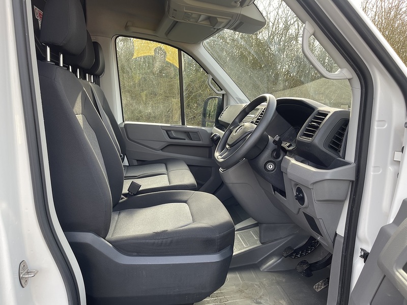 Volkswagen Crafter 2.0 TDI CR35 BlueMotion Tech Startline FWD MWB High Roof Euro 6 (s/s) 5dr - U679