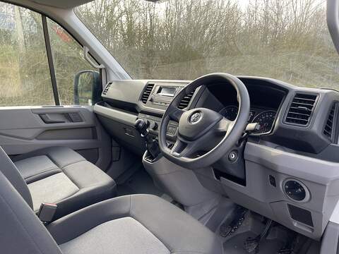 Volkswagen Crafter 2.0 TDI CR35 BlueMotion Tech Startline FWD MWB High Roof Euro 6 (s/s) 5dr - U679