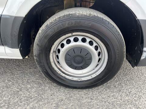 Volkswagen Crafter 2.0 TDI CR35 BlueMotion Tech Startline FWD MWB High Roof Euro 6 (s/s) 5dr - U679