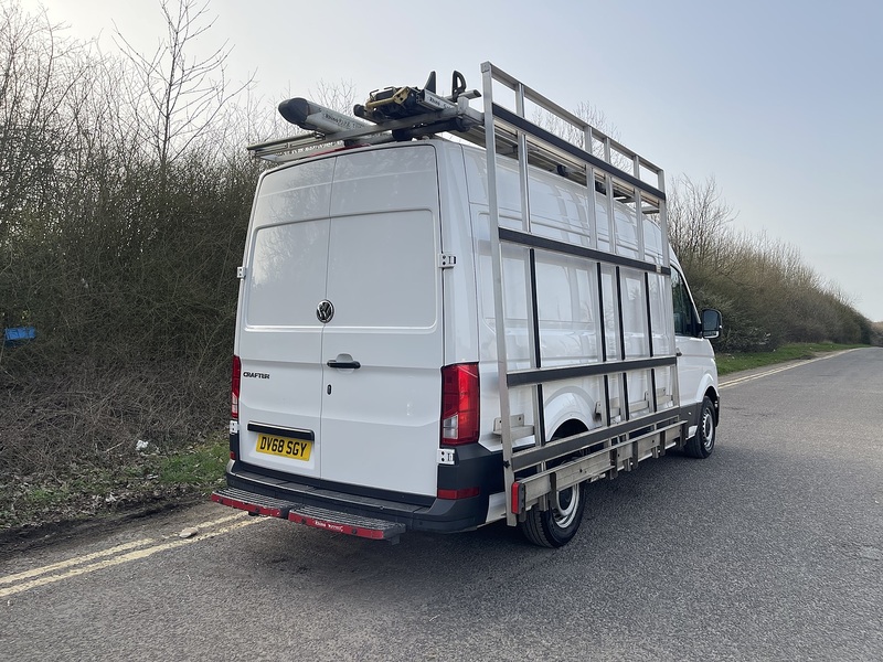 Volkswagen Crafter 2.0 TDI CR35 BlueMotion Tech Startline FWD MWB High Roof Euro 6 (s/s) 5dr - U679