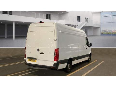 Mercedes-Benz Sprinter 2.0 315 CDI Progressive RWD L3 H2 Euro 6 (s/s) 5dr - U683