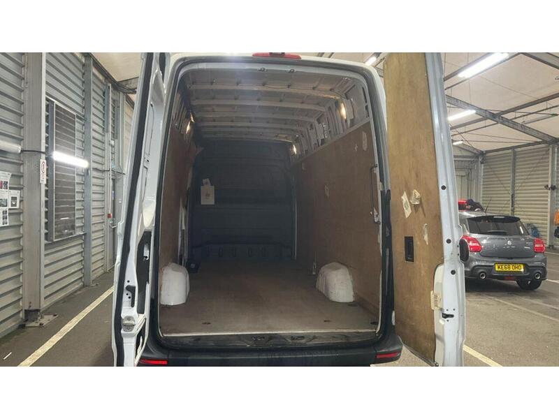 Mercedes-Benz Sprinter 2.0 315 CDI Progressive RWD L3 H2 Euro 6 (s/s) 5dr - U684
