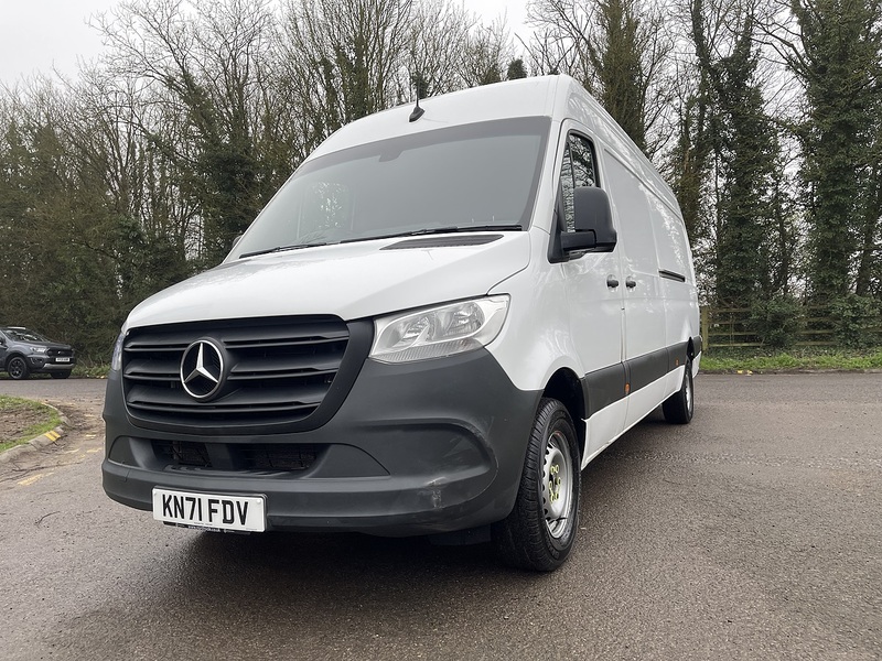 Mercedes-Benz Sprinter 2.0 315 CDI Progressive RWD L3 H2 Euro 6 (s/s) 5dr - U684