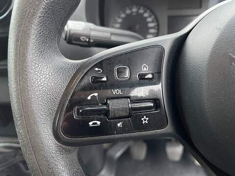 Mercedes-Benz Sprinter 2.0 315 CDI Progressive RWD L3 H2 Euro 6 (s/s) 5dr - U684