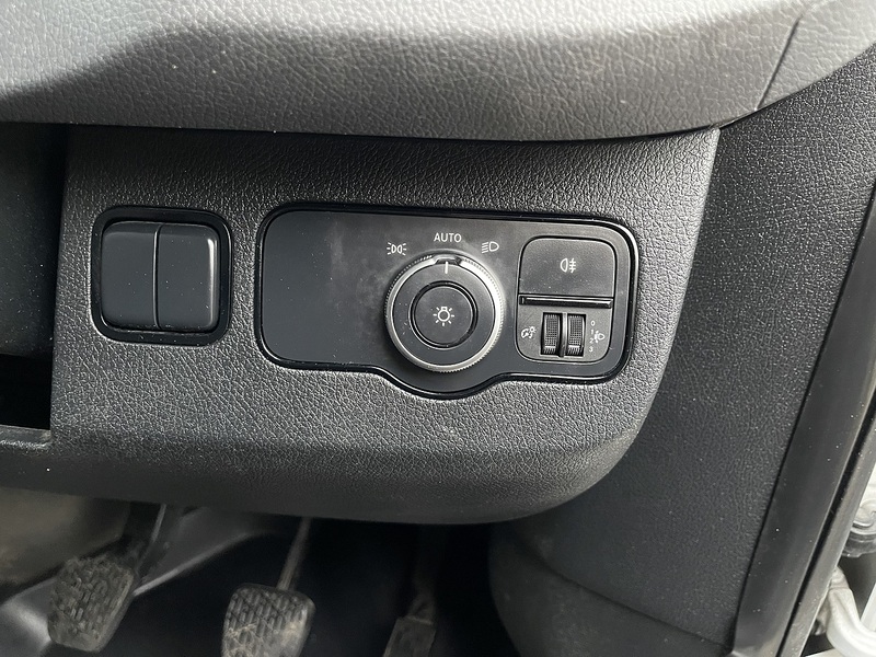 Mercedes-Benz Sprinter 2.0 315 CDI Progressive RWD L3 H2 Euro 6 (s/s) 5dr - U684