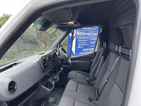 Mercedes-Benz Sprinter 2.0 315 CDI Progressive RWD L3 H2 Euro 6 (s/s) 5dr - U684