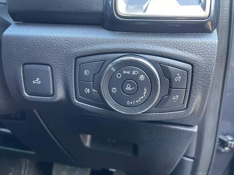 Ford Ranger 2.0 EcoBlue Wildtrak Auto 4WD Euro 6 (s/s) 4dr - U685