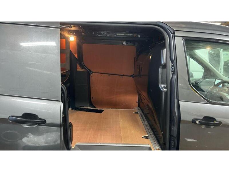 Ford Transit Connect 1.5 230 EcoBlue Trend L2 Euro 6 (s/s) 5dr - U686