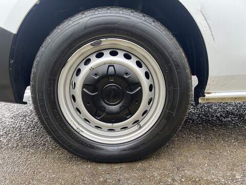 Ford Transit Custom 2.0 320 EcoBlue Leader L2 H2 Euro 6 (s/s) 5dr - U687