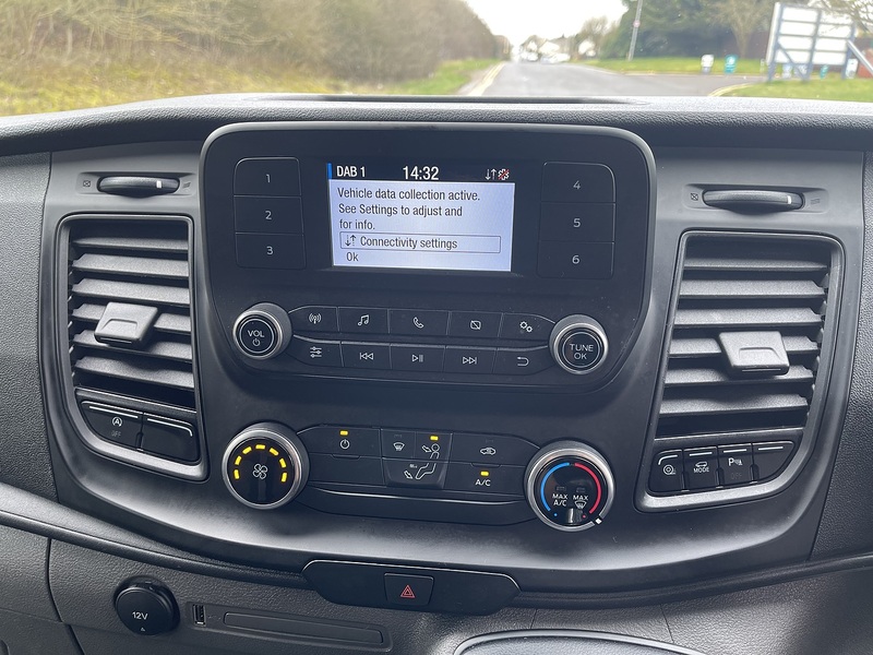 Ford Transit Custom 2.0 320 EcoBlue Leader L2 H2 Euro 6 (s/s) 5dr - U687