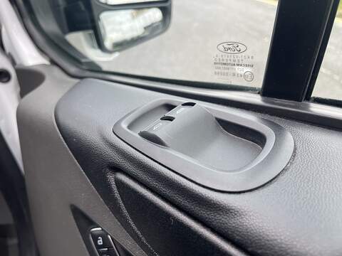 Ford Transit Custom 2.0 320 EcoBlue Leader L2 H2 Euro 6 (s/s) 5dr - U687