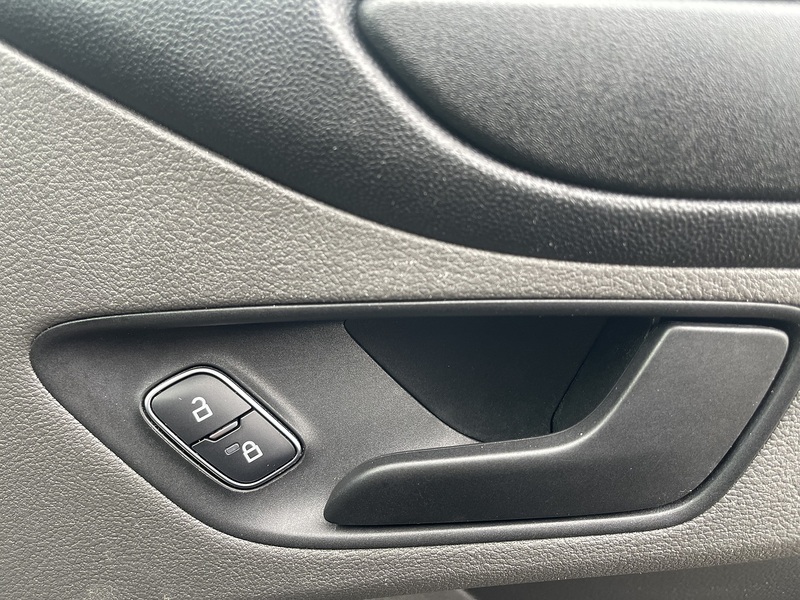 Ford Transit Custom 2.0 320 EcoBlue Leader L2 H2 Euro 6 (s/s) 5dr - U687