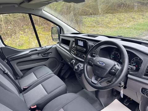 Ford Transit Custom 2.0 320 EcoBlue Leader L2 H2 Euro 6 (s/s) 5dr - U687