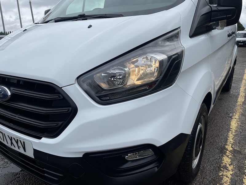 Ford Transit Custom 2.0 320 EcoBlue Leader L2 H2 Euro 6 (s/s) 5dr - U687