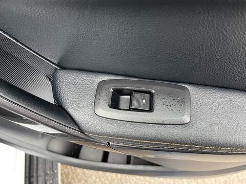 Ford Ranger 2.0 EcoBlue Wildtrak Auto 4WD Euro 6 (s/s) 4dr - U690