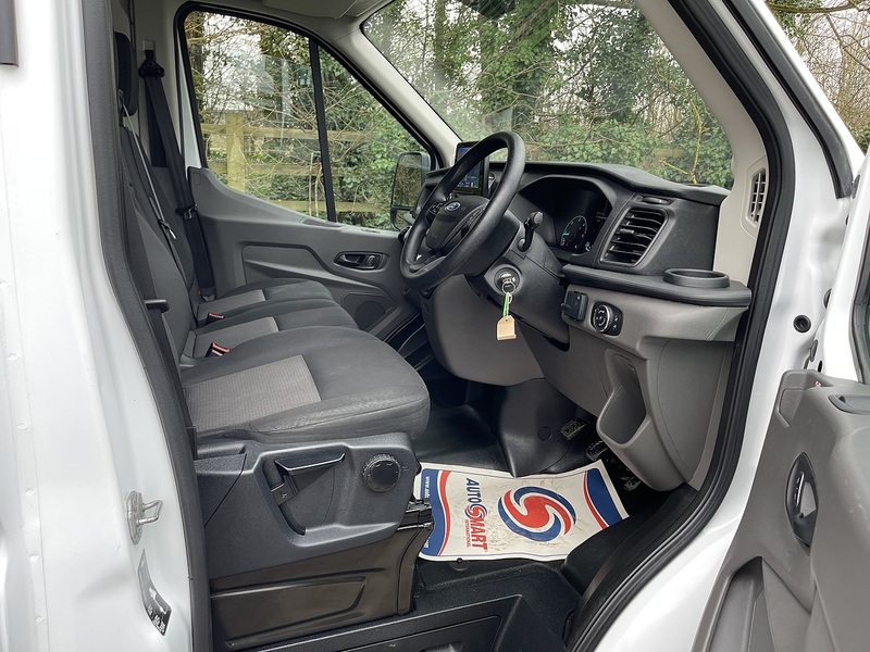 Ford Transit 2.0 350 EcoBlue MHEV Leader RWD L4 H3 Euro 6 (s/s) 5dr - U691