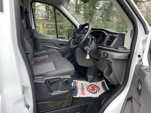 Ford Transit 2.0 350 EcoBlue MHEV Leader RWD L4 H3 Euro 6 (s/s) 5dr - U691