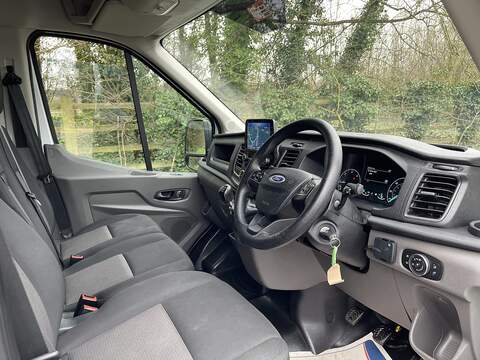 Ford Transit 2.0 350 EcoBlue MHEV Leader RWD L4 H3 Euro 6 (s/s) 5dr - U691
