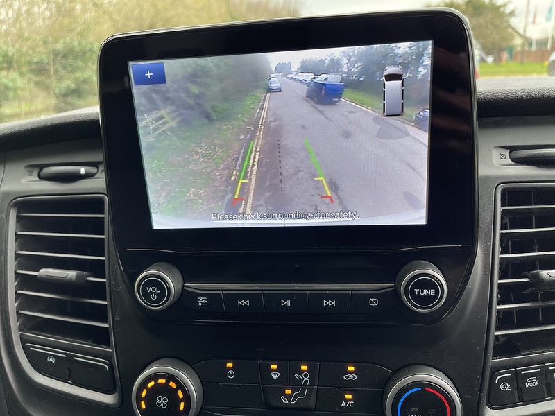 Ford Transit 2.0 350 EcoBlue MHEV Leader RWD L4 H3 Euro 6 (s/s) 5dr - U691