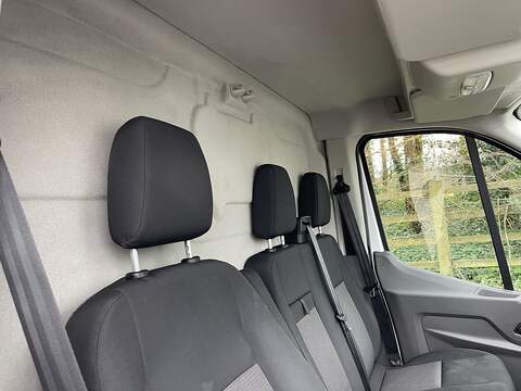 Ford Transit 2.0 350 EcoBlue MHEV Leader RWD L4 H3 Euro 6 (s/s) 5dr - U691