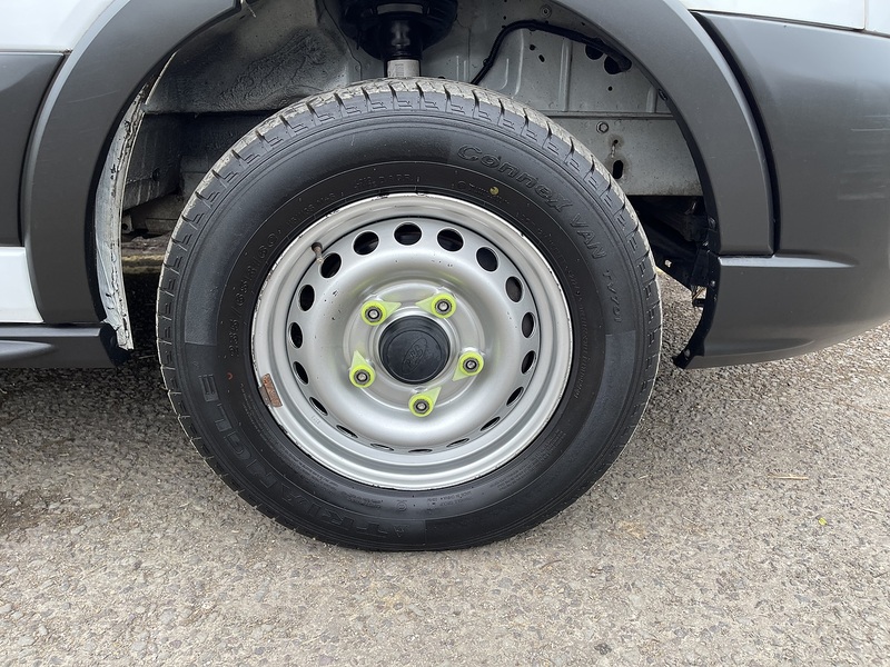 Ford Transit 2.0 350 EcoBlue MHEV Leader RWD L4 H3 Euro 6 (s/s) 5dr - U691