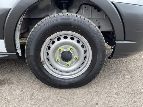 Ford Transit 2.0 350 EcoBlue MHEV Leader RWD L4 H3 Euro 6 (s/s) 5dr - U691