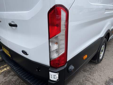 Ford Transit 2.0 350 EcoBlue MHEV Leader RWD L4 H3 Euro 6 (s/s) 5dr - U691