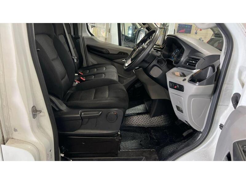 MAXUS eDeliver 9 72kWh Auto FWD L3 H2 5dr - U693