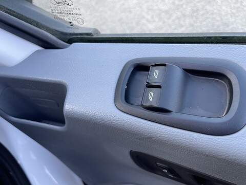 Ford Transit 2.0 350 EcoBlue FWD L2 H3 Euro 6 5dr - U697