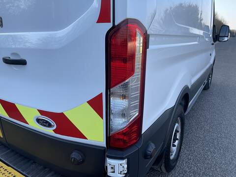 Ford Transit 2.0 350 EcoBlue FWD L2 H3 Euro 6 5dr - U697