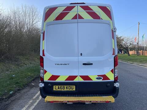 Ford Transit 2.0 350 EcoBlue FWD L2 H3 Euro 6 5dr - U697