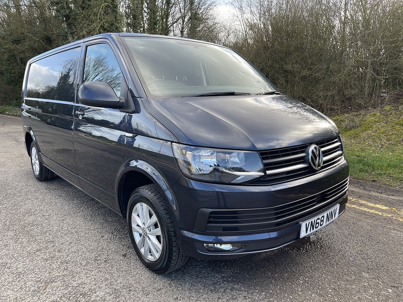 Volkswagen Transporter 2.0 TDI T30 BlueMotion Tech Highline FWD LWB Euro 6 (s/s) 5dr - U699