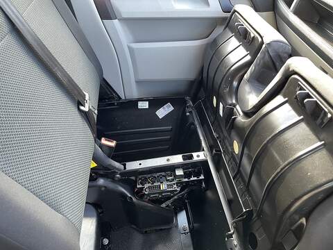 Volkswagen Transporter 2.0 TDI T30 BlueMotion Tech Highline FWD LWB Euro 6 (s/s) 5dr - U699