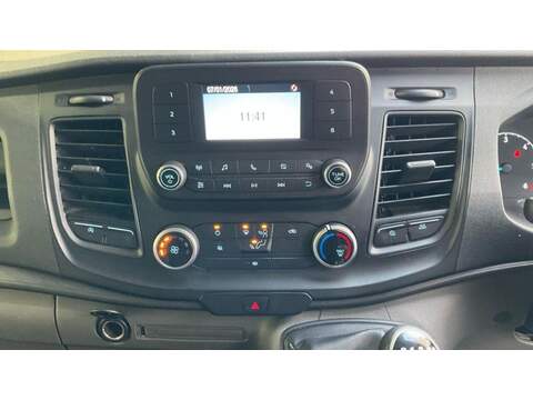 Ford Transit 2.0 350 EcoBlue HD Leader Luton 3dr Diesel Manual RWD L3 Euro 6 (s/s) (165 ps) - U701