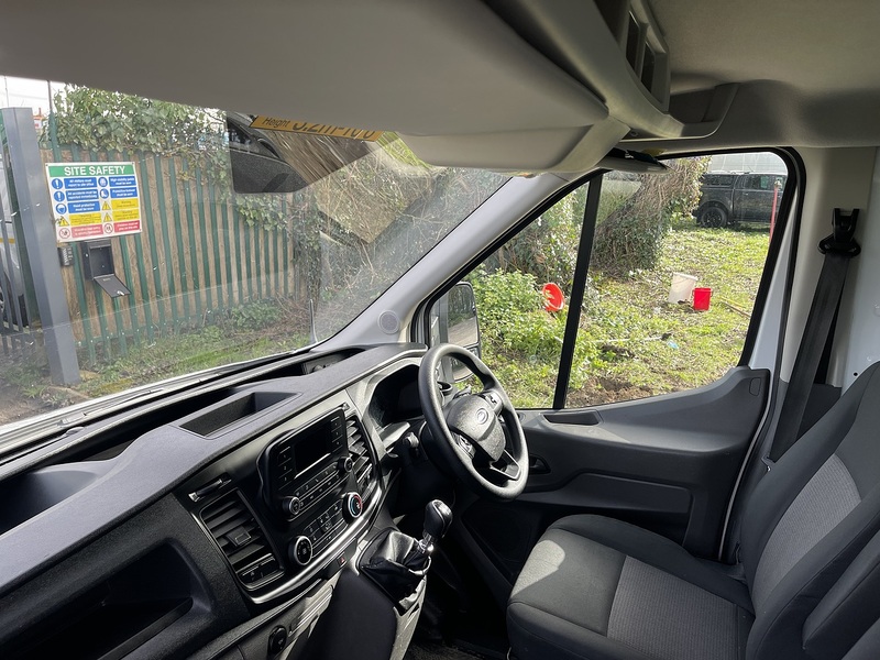 Ford Transit 2.0 350 EcoBlue HD Leader Luton 3dr Diesel Manual RWD L3 Euro 6 (s/s) (165 ps) - U701
