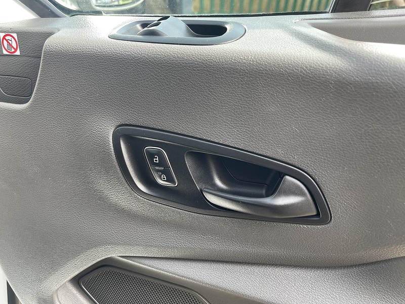 Ford Transit 2.0 350 EcoBlue HD Leader Luton 3dr Diesel Manual RWD L3 Euro 6 (s/s) (165 ps) - U701