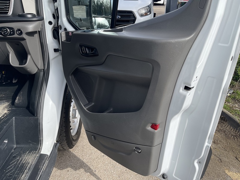 Ford Transit 2.0 350 EcoBlue HD Leader Luton 3dr Diesel Manual RWD L3 Euro 6 (s/s) (165 ps) - U701