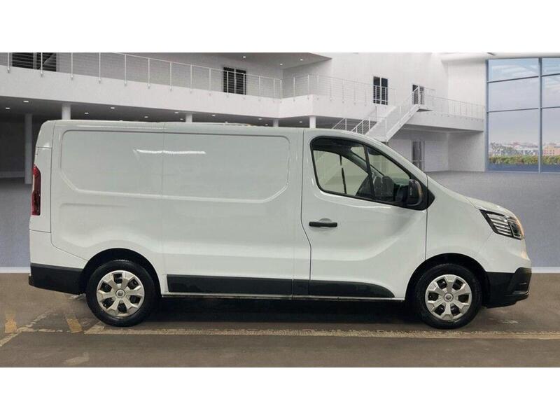 Renault Trafic 2.0 dCi Blue SL28 Business+ L1 H1 Euro 6 (s/s) 5dr - U702