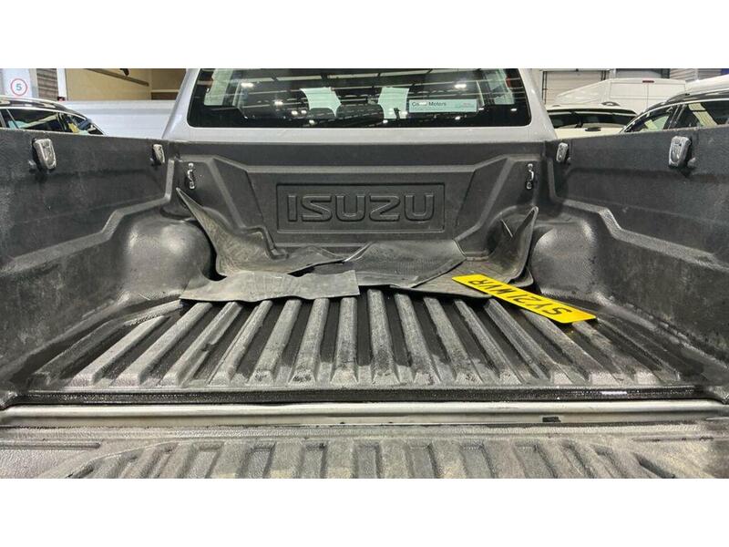 Isuzu D-Max 1.9 TD DL40 4WD Euro 6 (s/s) 4dr - U704