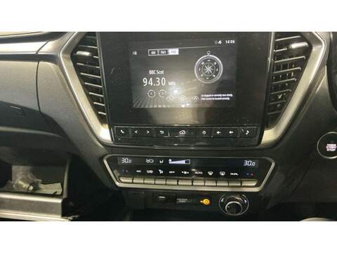 Isuzu D-Max 1.9 TD DL40 4WD Euro 6 (s/s) 4dr - U704