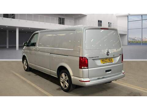 Volkswagen Transporter 2.0 TDI T32 Highline 4Motion LWB High Roof Euro 6 (s/s) 5dr - U706