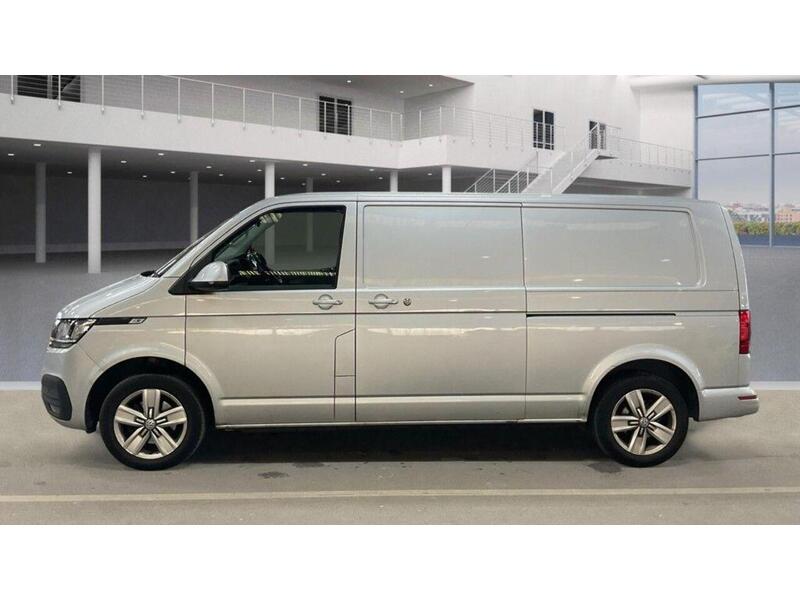 Volkswagen Transporter 2.0 TDI T32 Highline 4Motion LWB High Roof Euro 6 (s/s) 5dr - U706